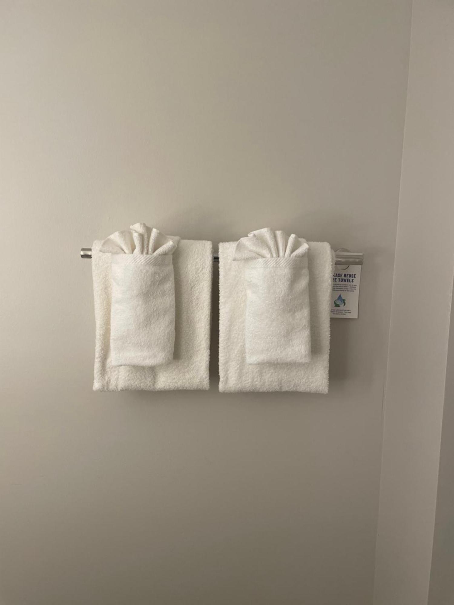 Holiday Inn Express & Suites Muskegon - Grand Haven By Ihg Eksteriør bilde