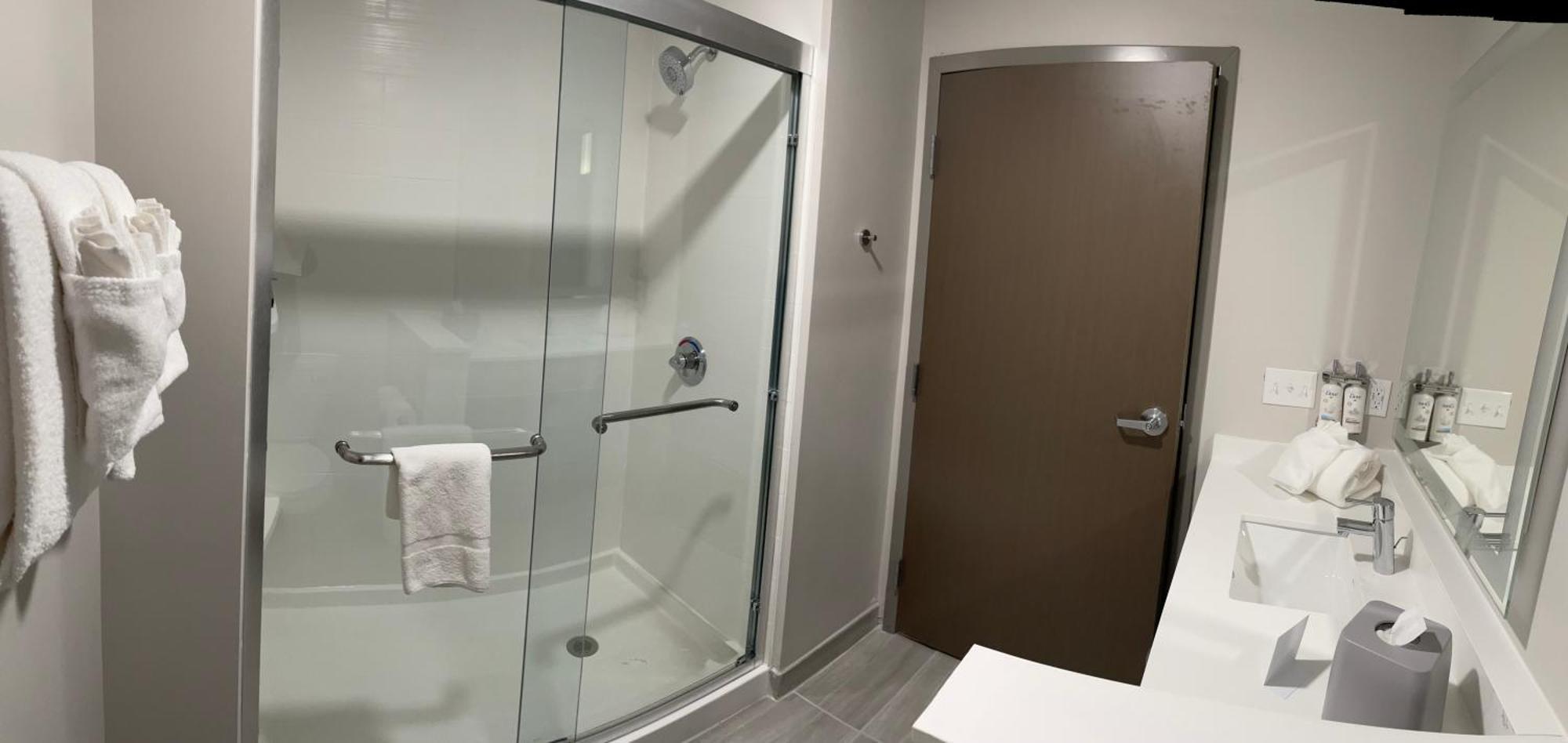 Holiday Inn Express & Suites Muskegon - Grand Haven By Ihg Eksteriør bilde