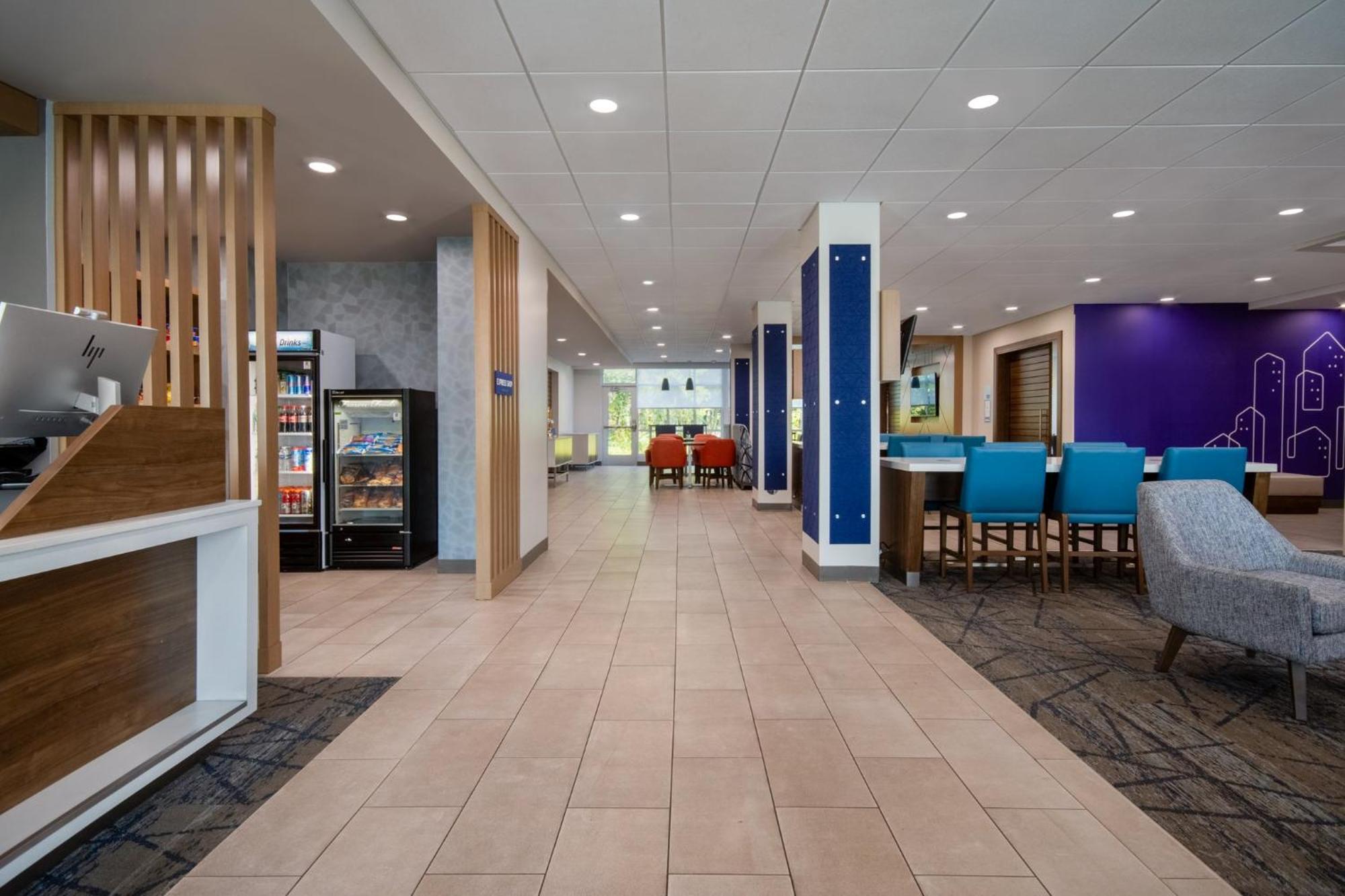 Holiday Inn Express & Suites Muskegon - Grand Haven By Ihg Eksteriør bilde